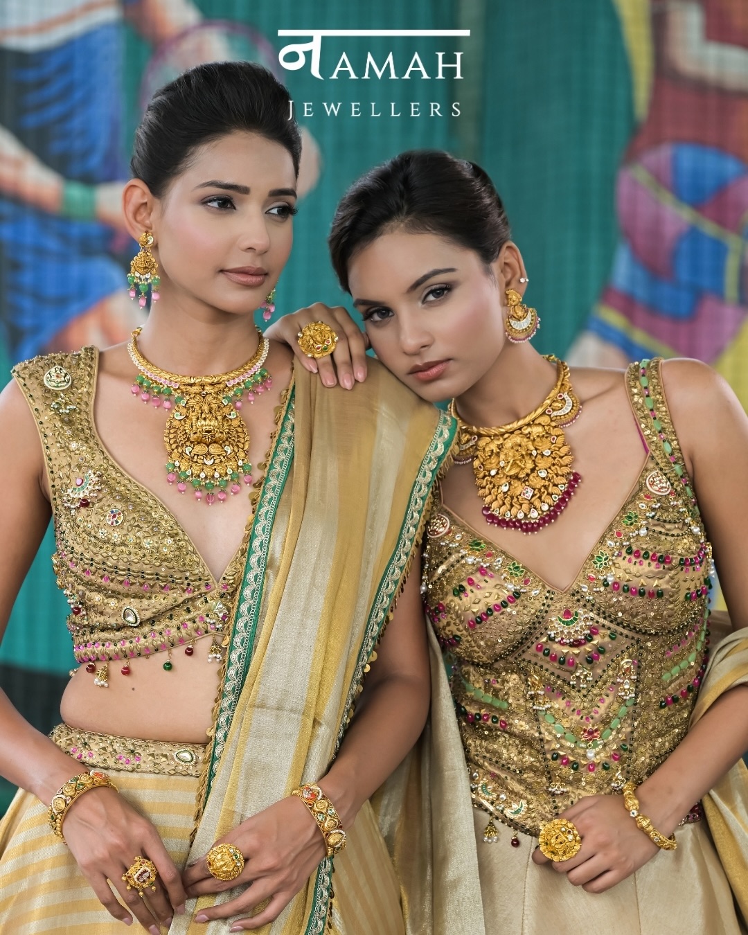 Pink Gold Necklace
Rs. 9,22,000

Radiant Gold Necklace
Rs. 11,82,000

•

22KT Ha...